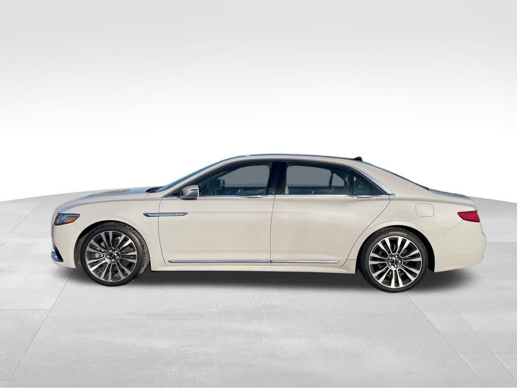 Used 2020 Lincoln Continental Standard w/ Premium Package image 2