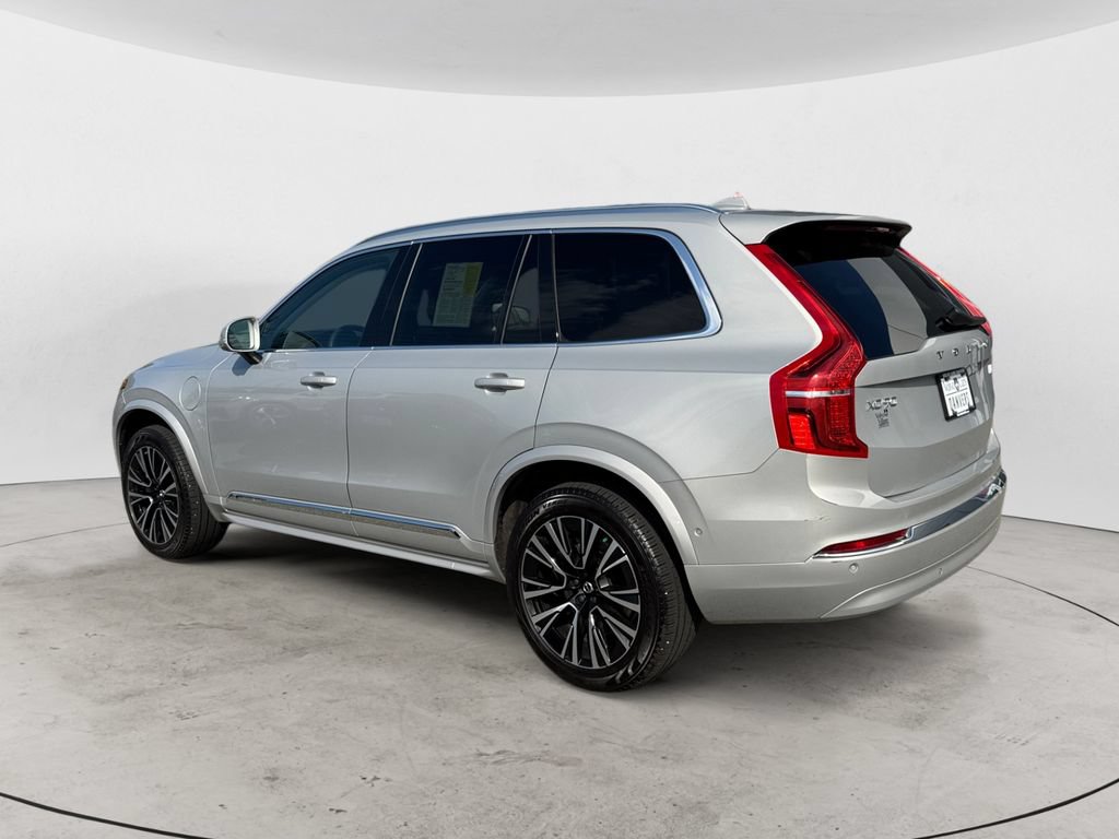 Certified 2023 Volvo XC90 T8 Plus AWD/4WD image 4