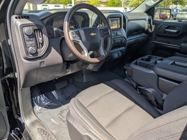 Used 2025 Chevrolet Silverado 1500 W/T w/ Trailering Package AWD/4WD image 13