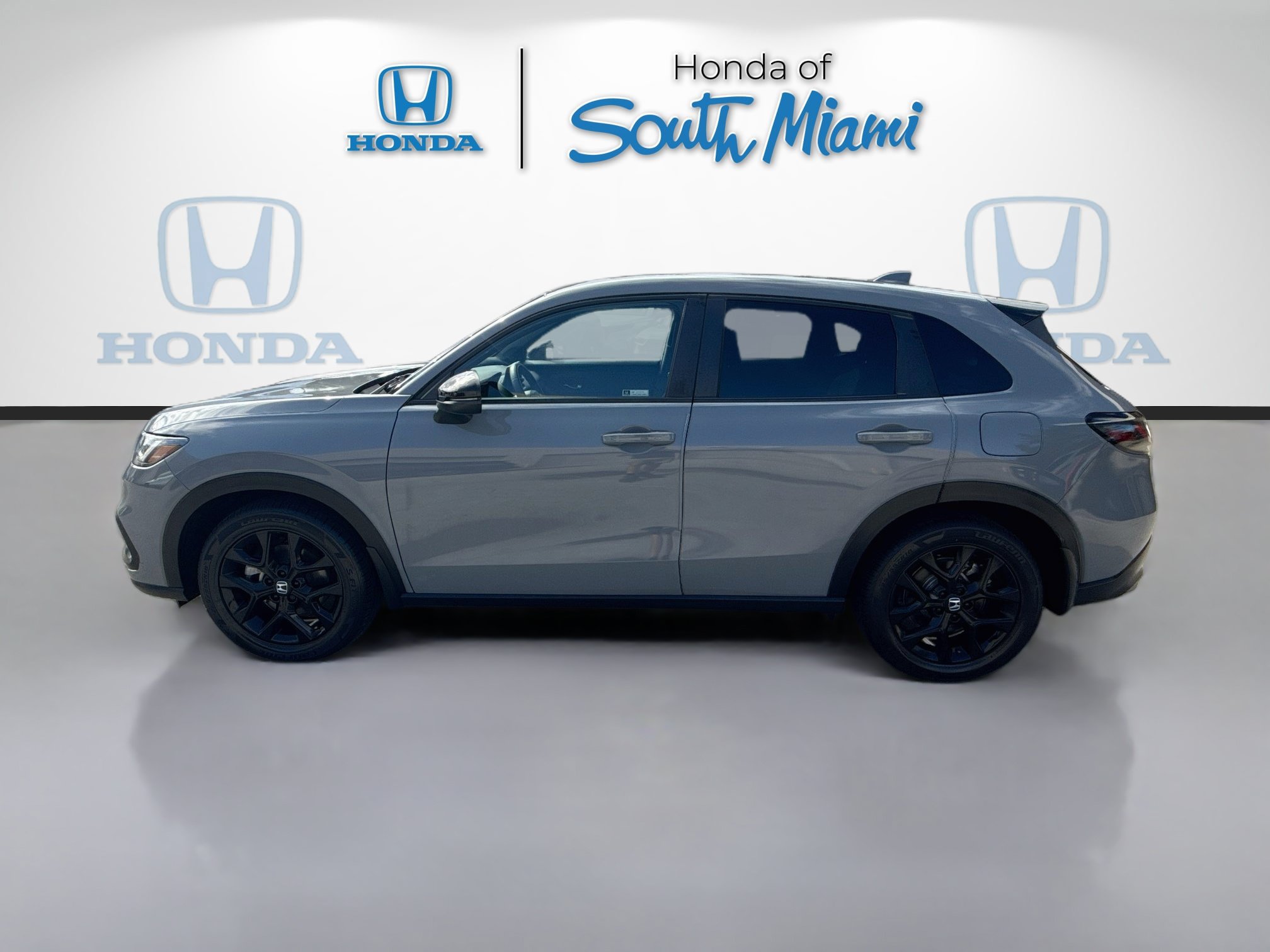 Used 2024 Honda HR-V Sport image 4