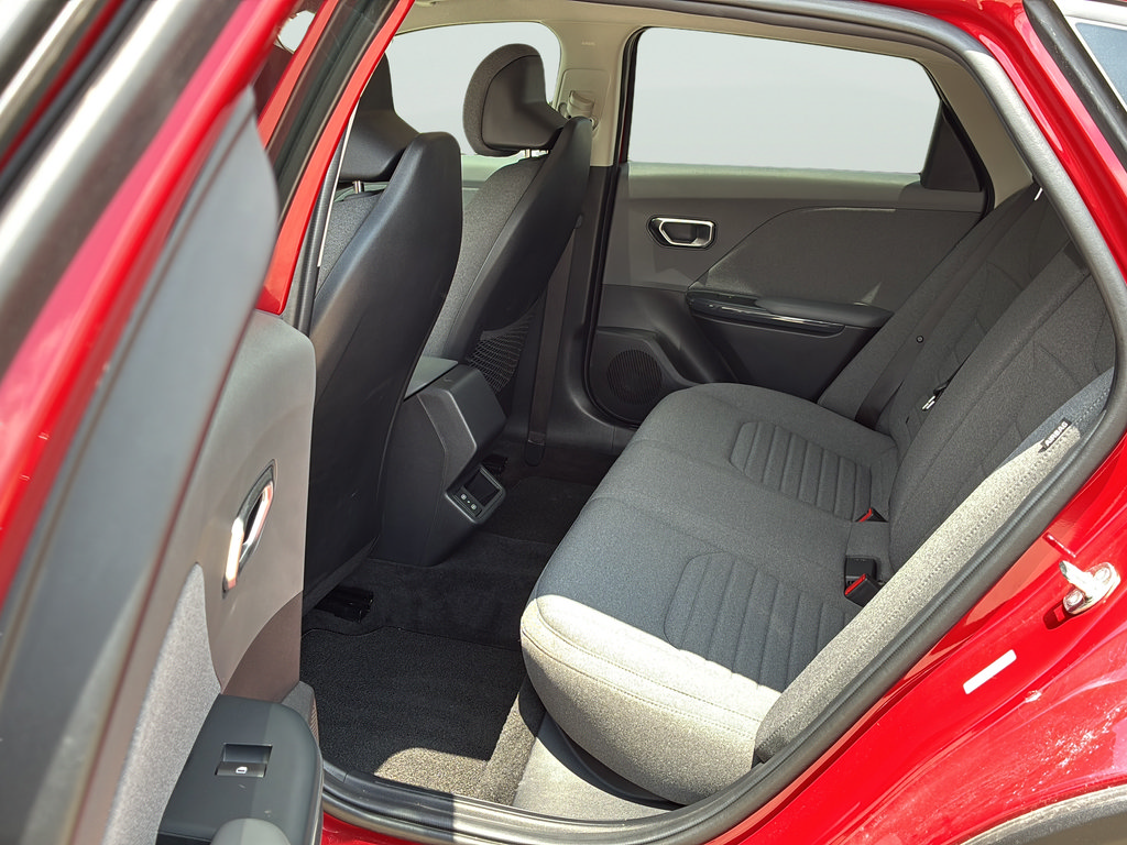 Certified 2025 Kia K4 EX FWD image 16