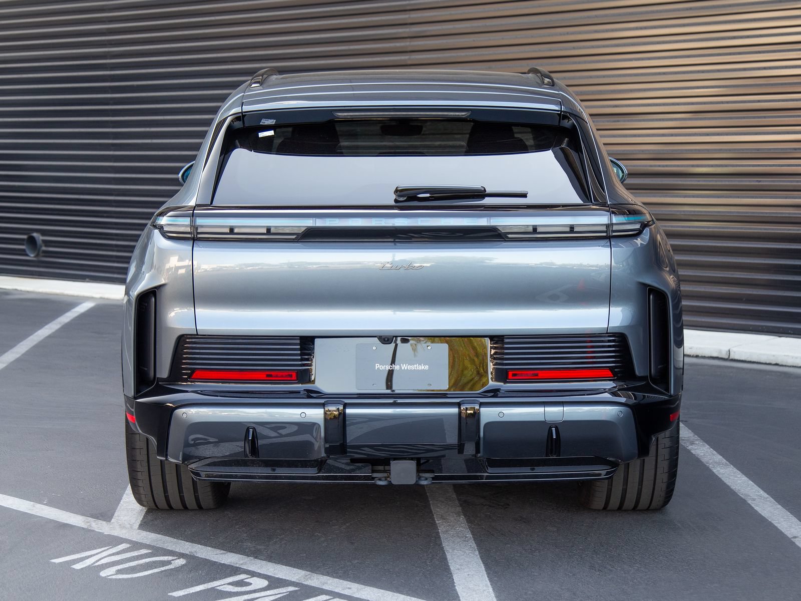 New 2026 Porsche Cayenne Turbo AWD/4WD image 6