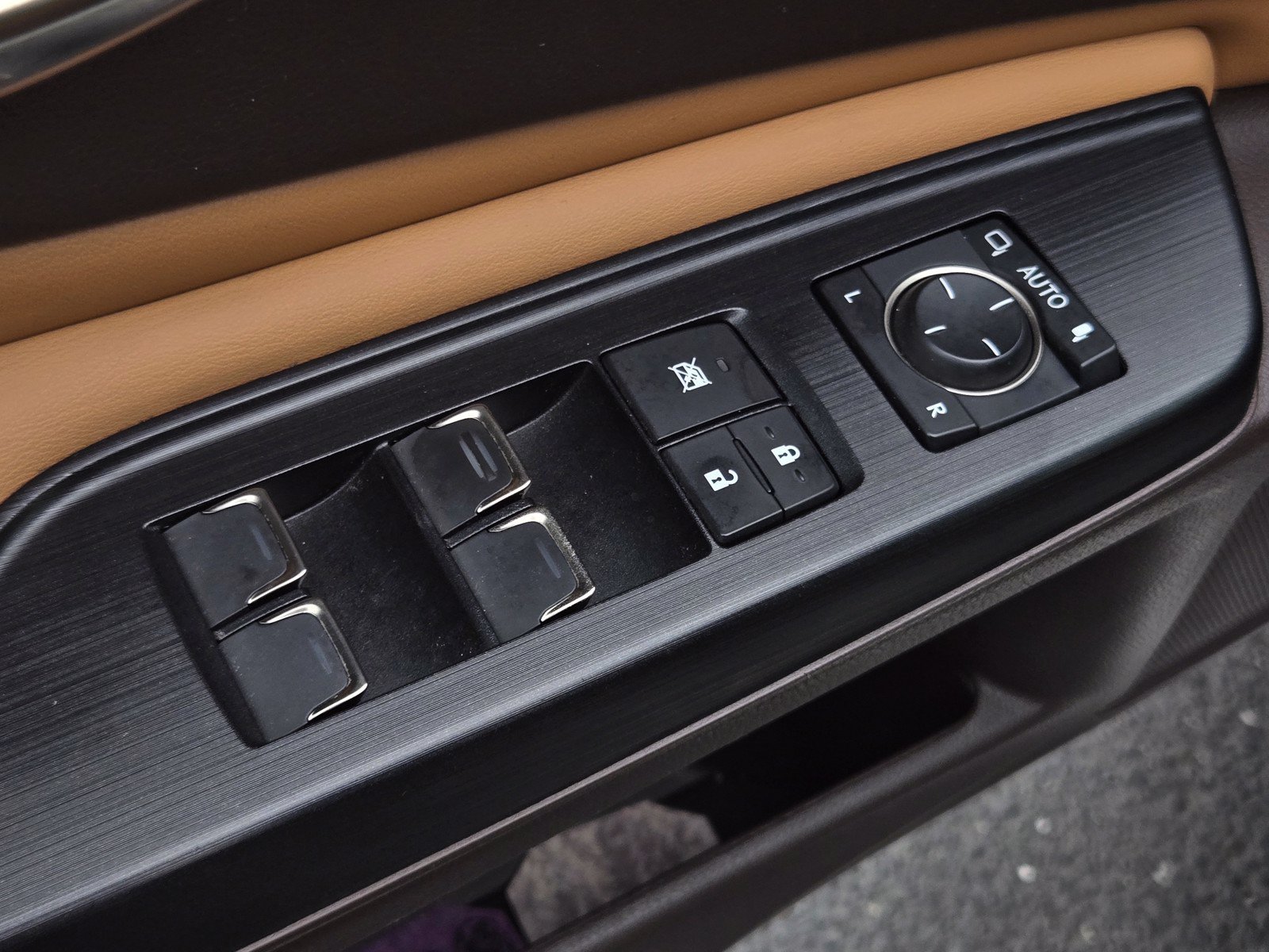 Used 2021 Lexus ES 350 w/ Premium Package FWD image 10