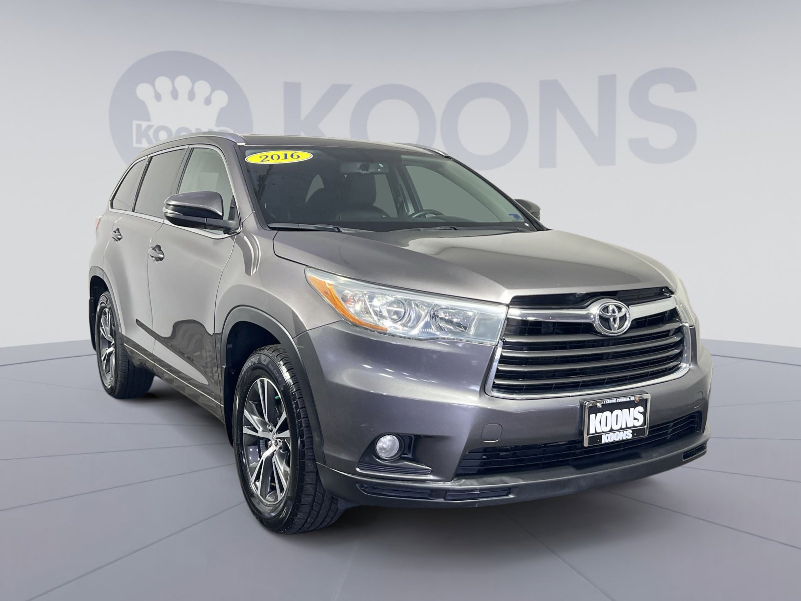 Used 2016 Toyota Highlander XLE image 10