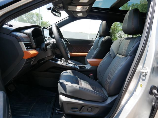 Used 2024 Mitsubishi Outlander SEL AWD/4WD image 15