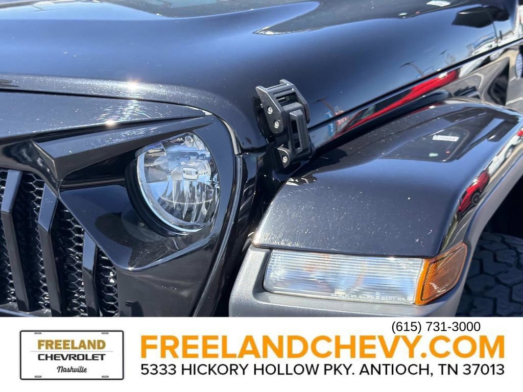 Used 2020 Jeep Wrangler Unlimited Sahara image 10