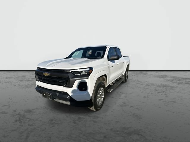 Used 2023 Chevrolet Colorado LT w/ LT Convenience Package III image 3