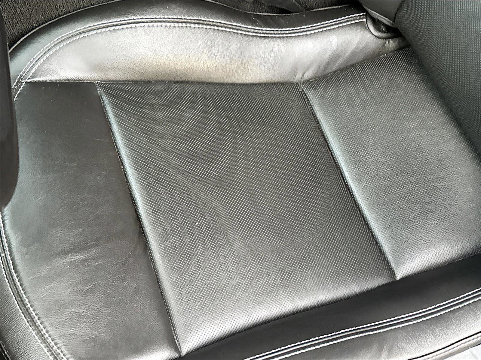 Used 2019 Chevrolet Corvette Stingray Coupe w/ 1LT image 20