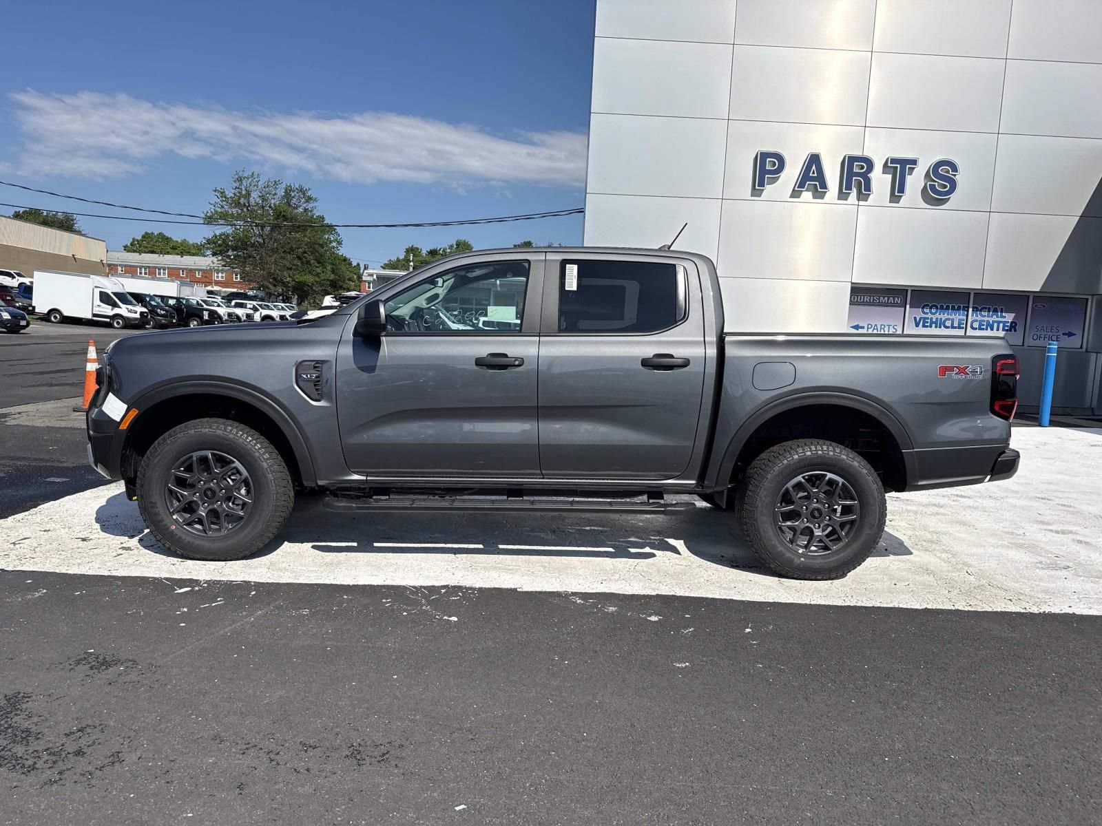 New 2026 Ford Ranger XLT w/ FX4 Off-Road Package AWD/4WD image 6