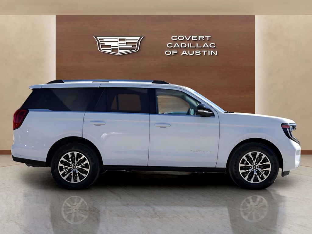 Used 2025 Ford Expedition Platinum image 5