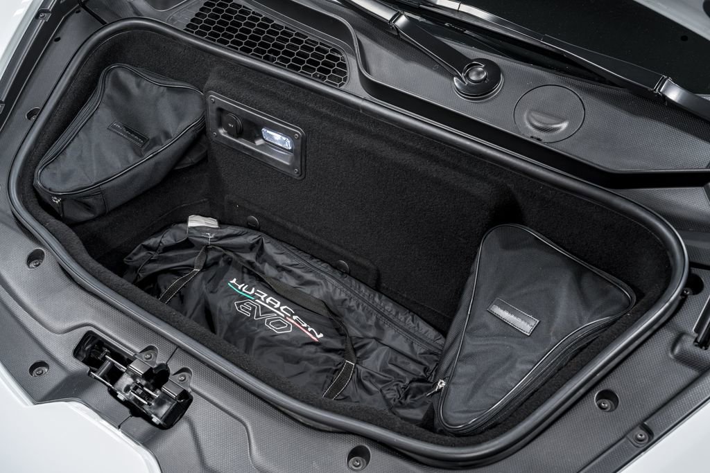 Used 2022 Lamborghini Huracan EVO RWD image 50