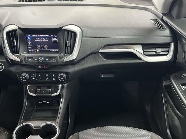 Used 2024 GMC Terrain SLE FWD image 18