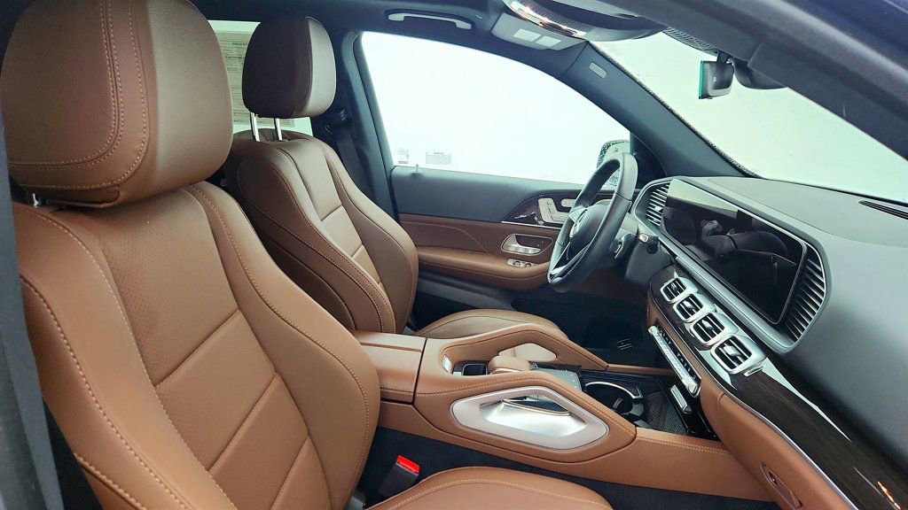 Used 2025 Mercedes-Benz GLE 450e GLE 450e 4MATIC SUV, Exclusive w/ Driver Assistance Package image 22