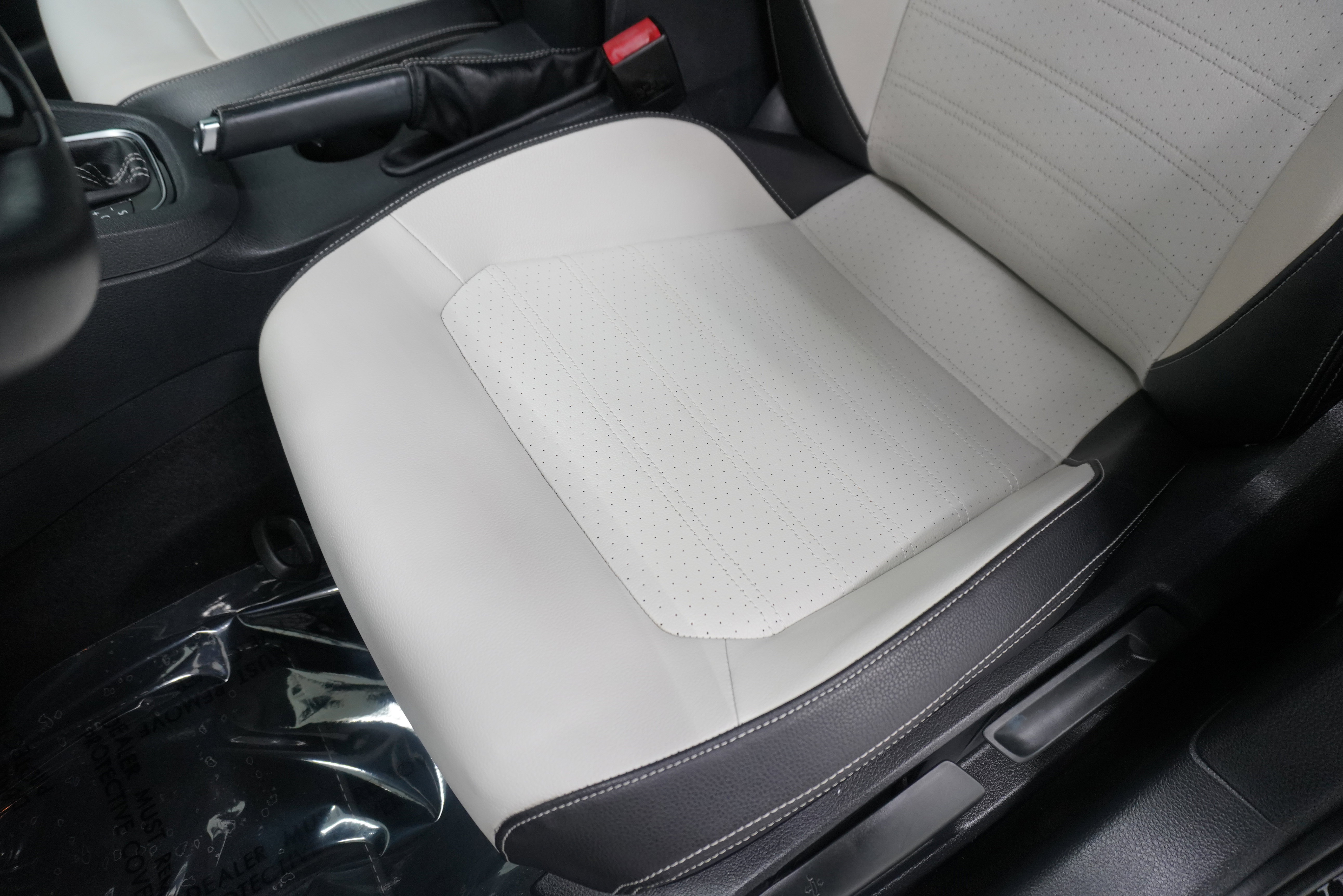 Used 2015 Volkswagen Jetta SE FWD image 12