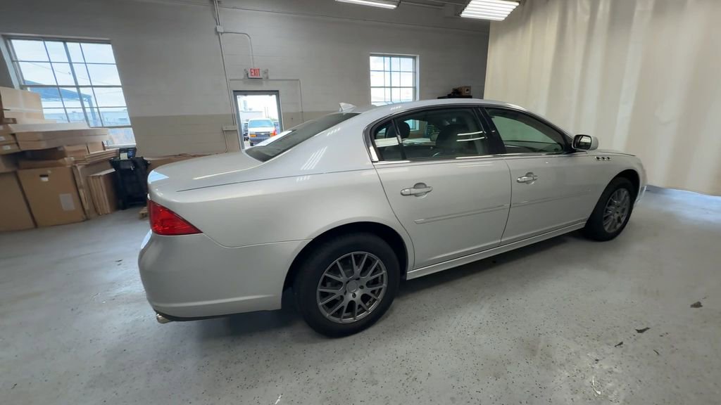 Used 2011 Buick Lucerne CXL FWD image 10
