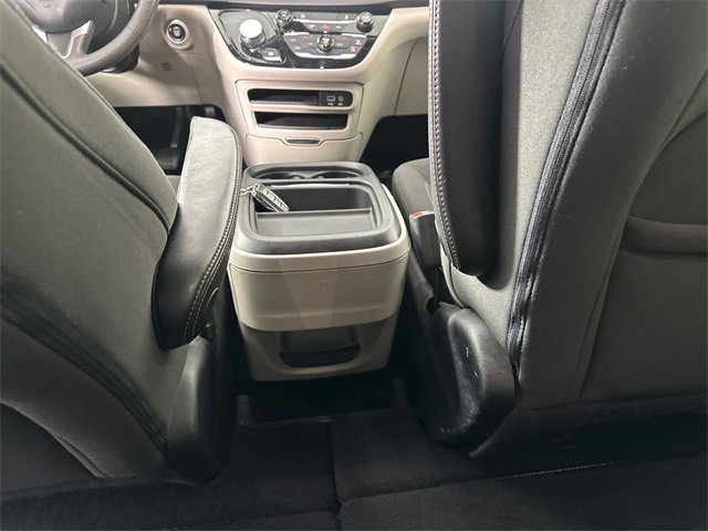 Certified 2017 Chrysler Pacifica Touring Plus image 16