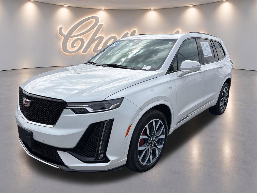 Used 2024 Cadillac XT6 Sport w/ LPO, Floor Liner Package AWD/4WD image 1