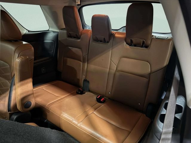 Used 2023 Nissan Pathfinder Platinum AWD/4WD image 25