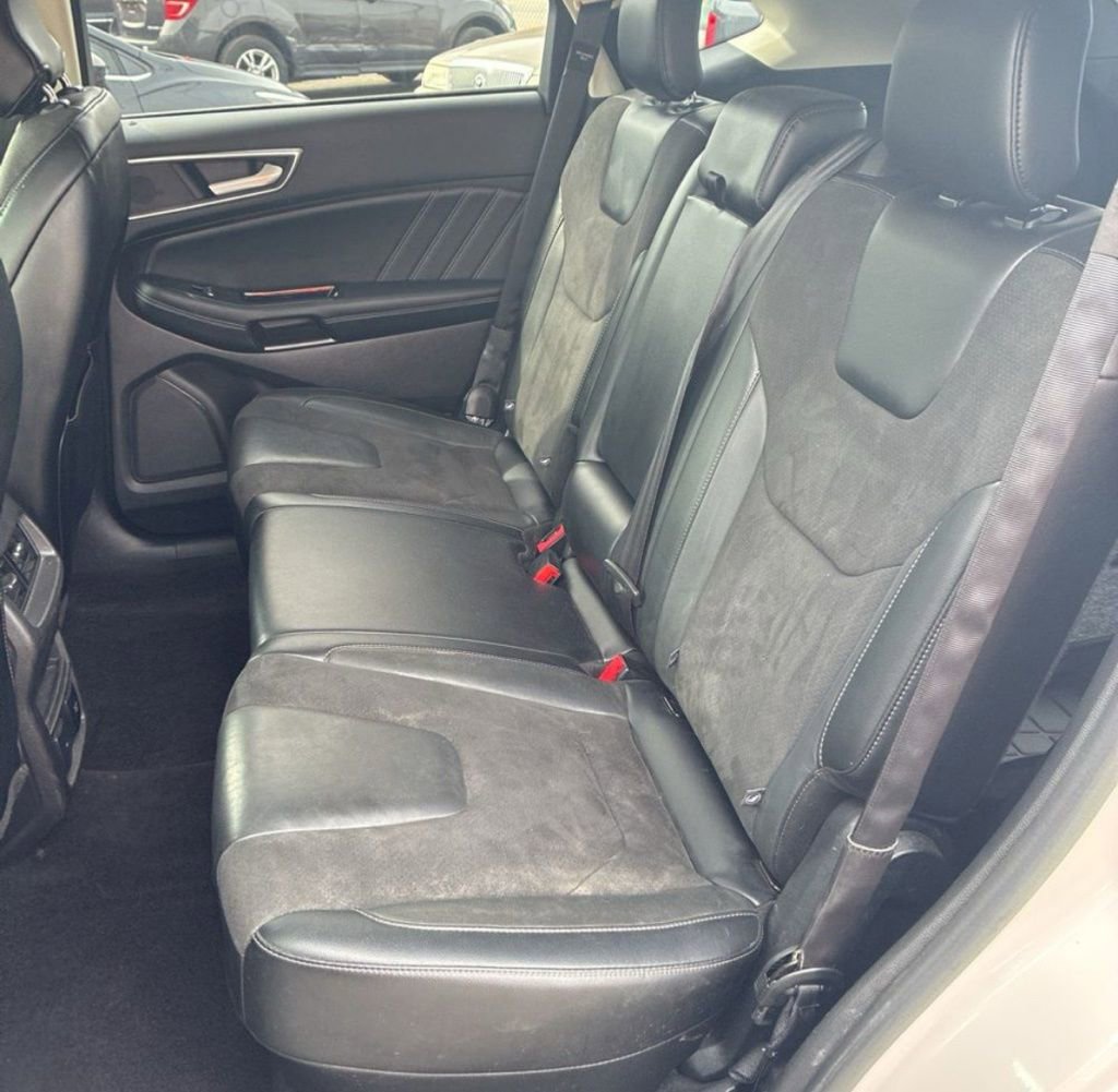 Used 2017 Ford Edge Sport w/ Equipment Group 401A image 3