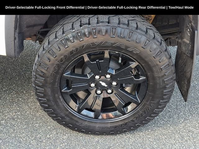 Used 2021 Chevrolet Colorado ZR2 w/ ZR2 Dusk Special Edition AWD/4WD image 15