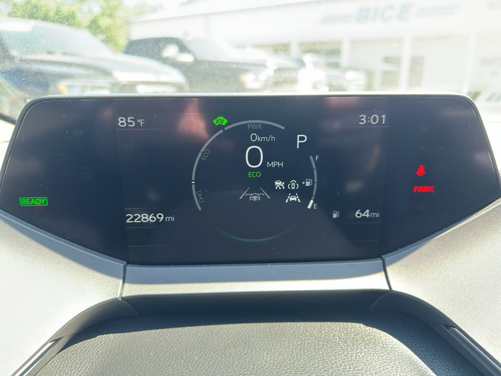 Used 2024 Toyota Prius Limited w/ Limited Premium Package FWD image 15