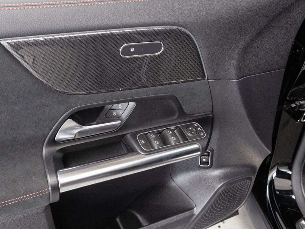 Certified 2022 Mercedes-Benz GLA 250 4MATIC image 6