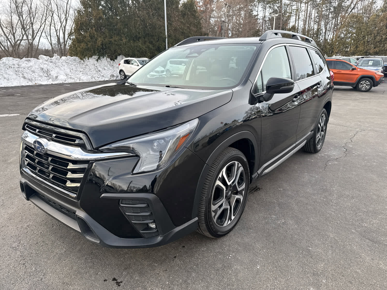 Used 2023 Subaru Ascent Limited image 7
