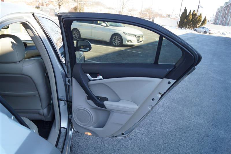 Used 2013 Acura TSX w/ Technology Package image 27