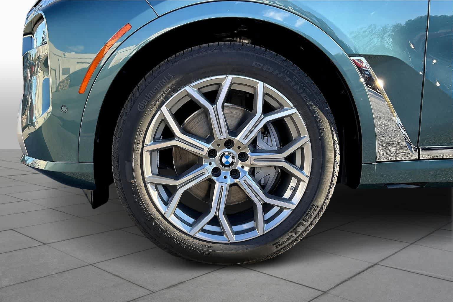 Used 2026 BMW X7 xDrive40i AWD/4WD image 10