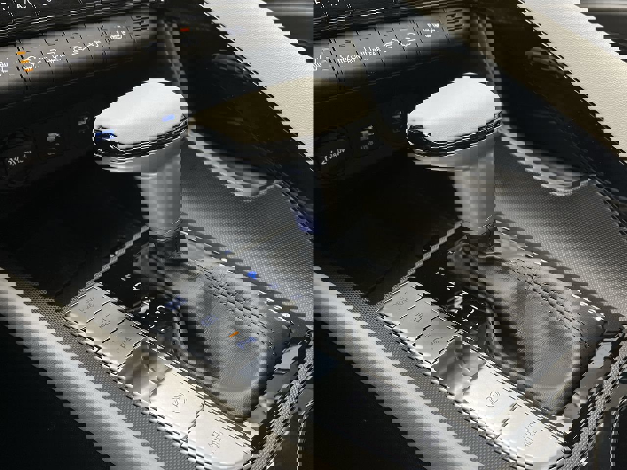 Used 2024 Hyundai Elantra Limited image 24