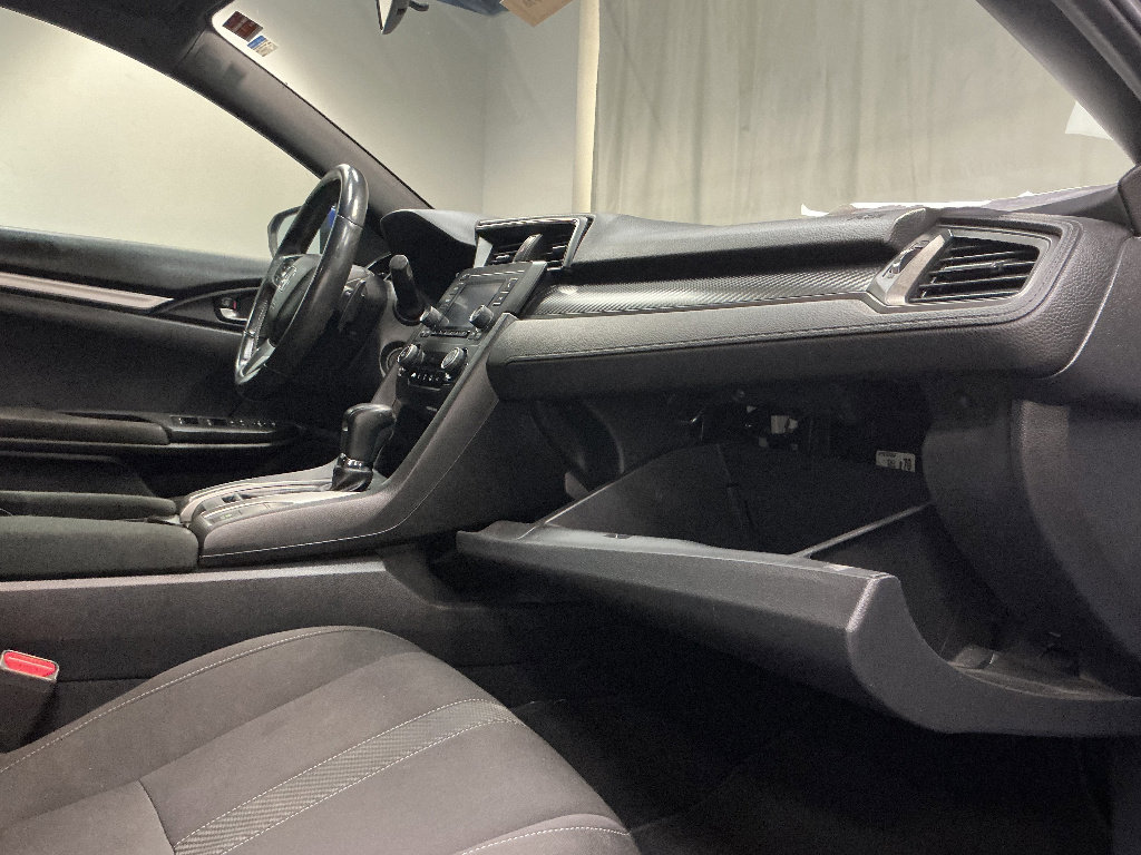 Used 2018 Honda Civic Sport image 30