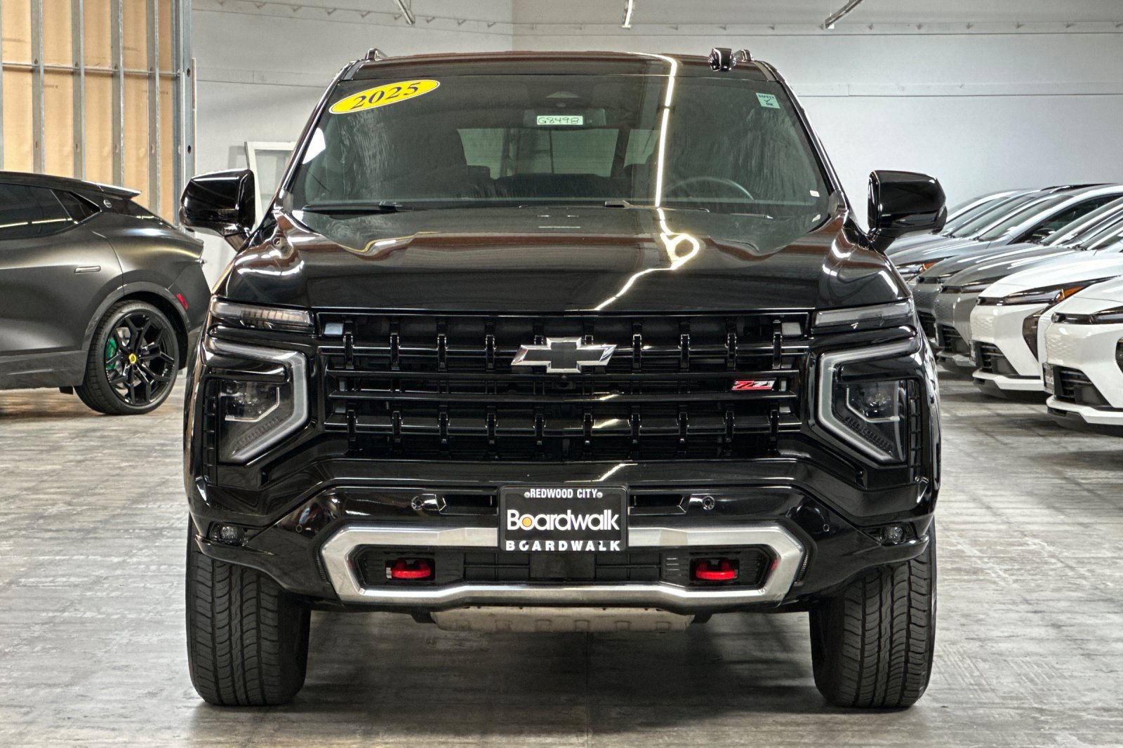 Used 2025 Chevrolet Tahoe Z71 AWD/4WD image 9