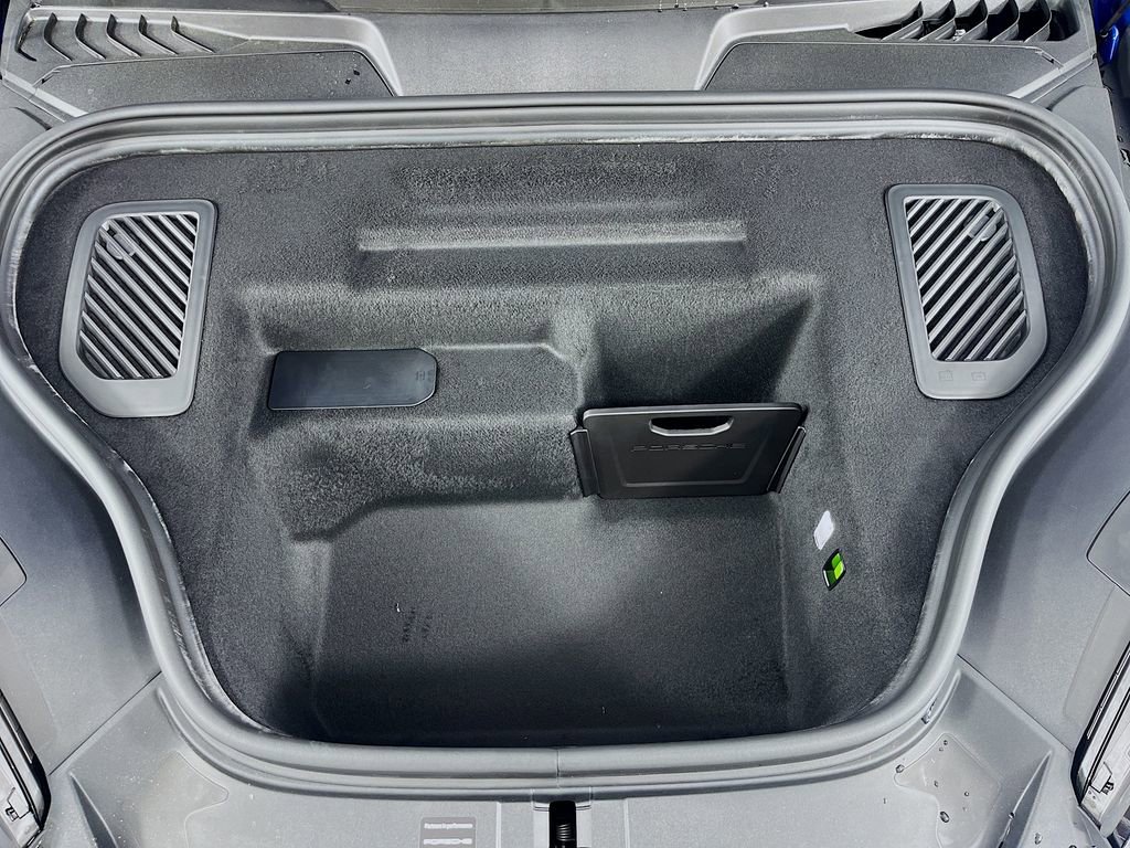 New 2026 Porsche Macan 4 Electric image 28