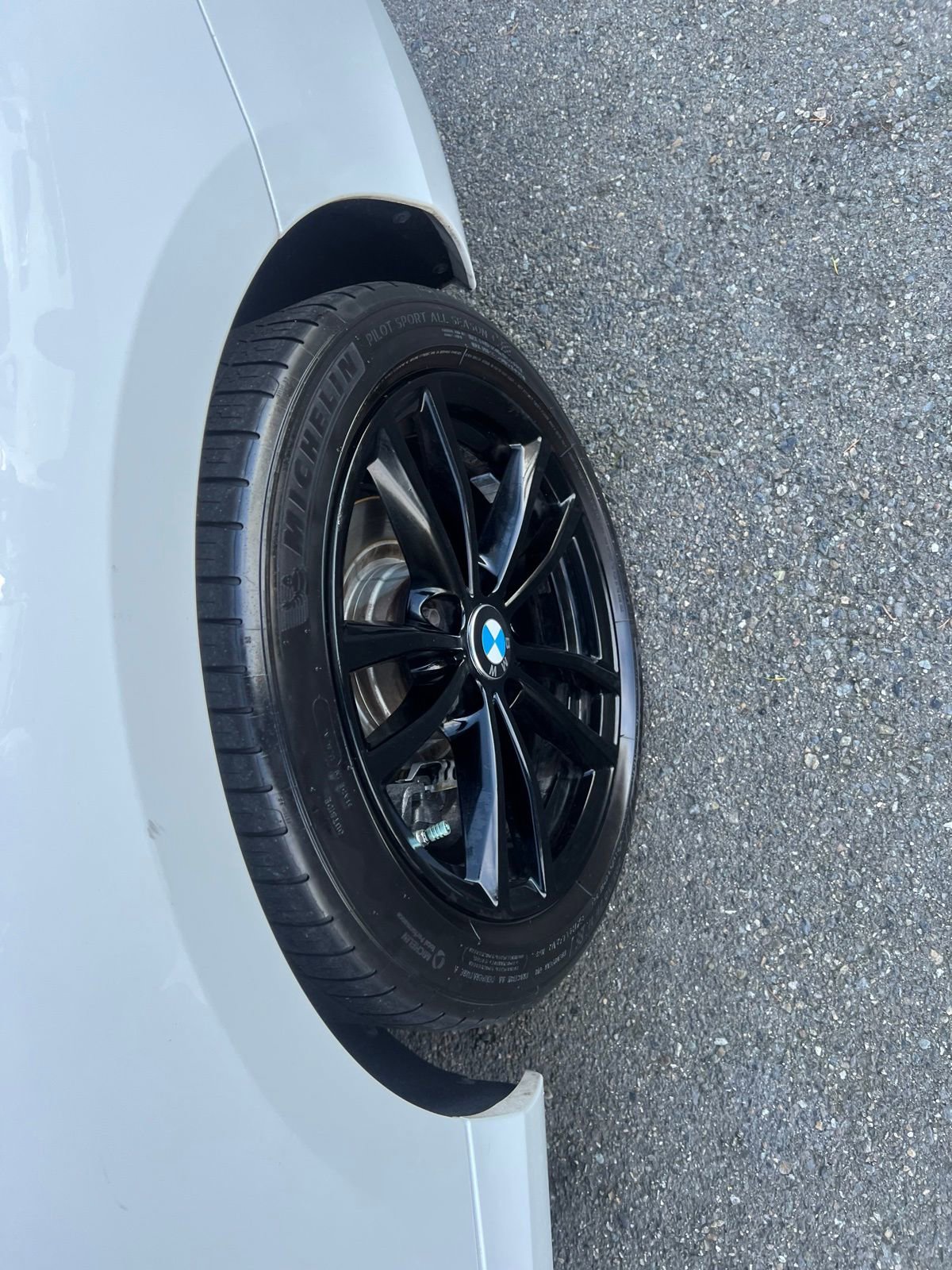 Used 2019 BMW 230i Coupe w/ Convenience Package RWD image 9