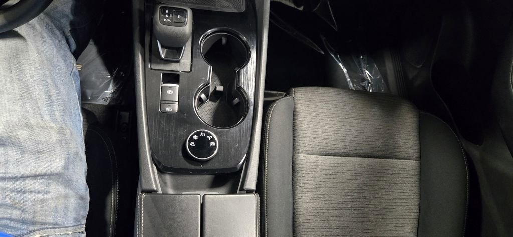 Used 2023 Nissan Rogue SV image 22