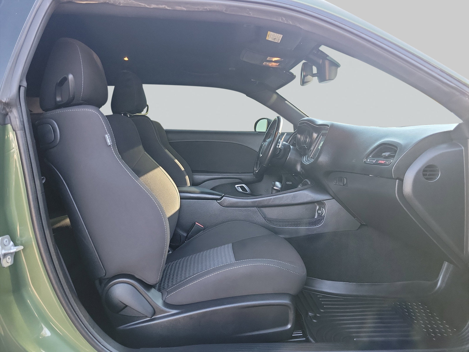 Used 2022 Dodge Challenger R/T Scat Pack RWD image 32