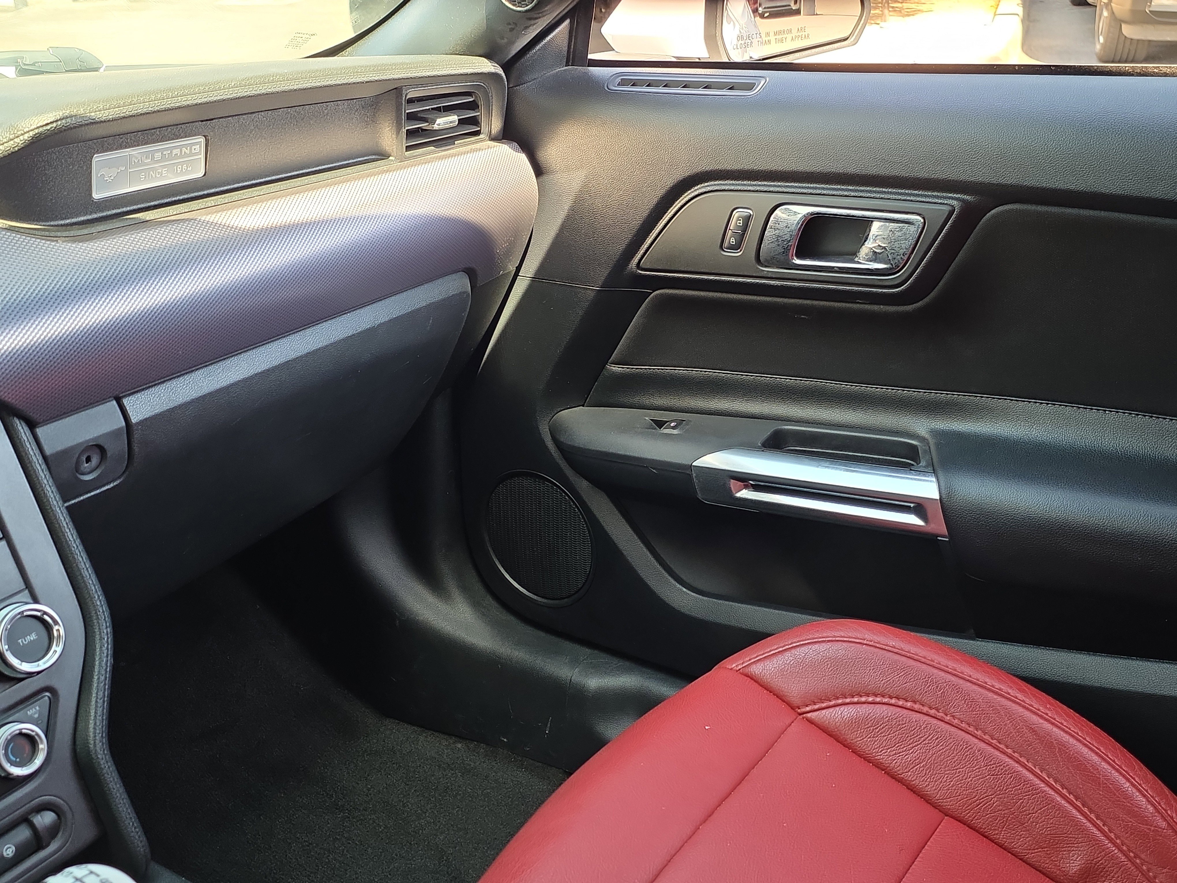 Used 2015 Ford Mustang GT image 23