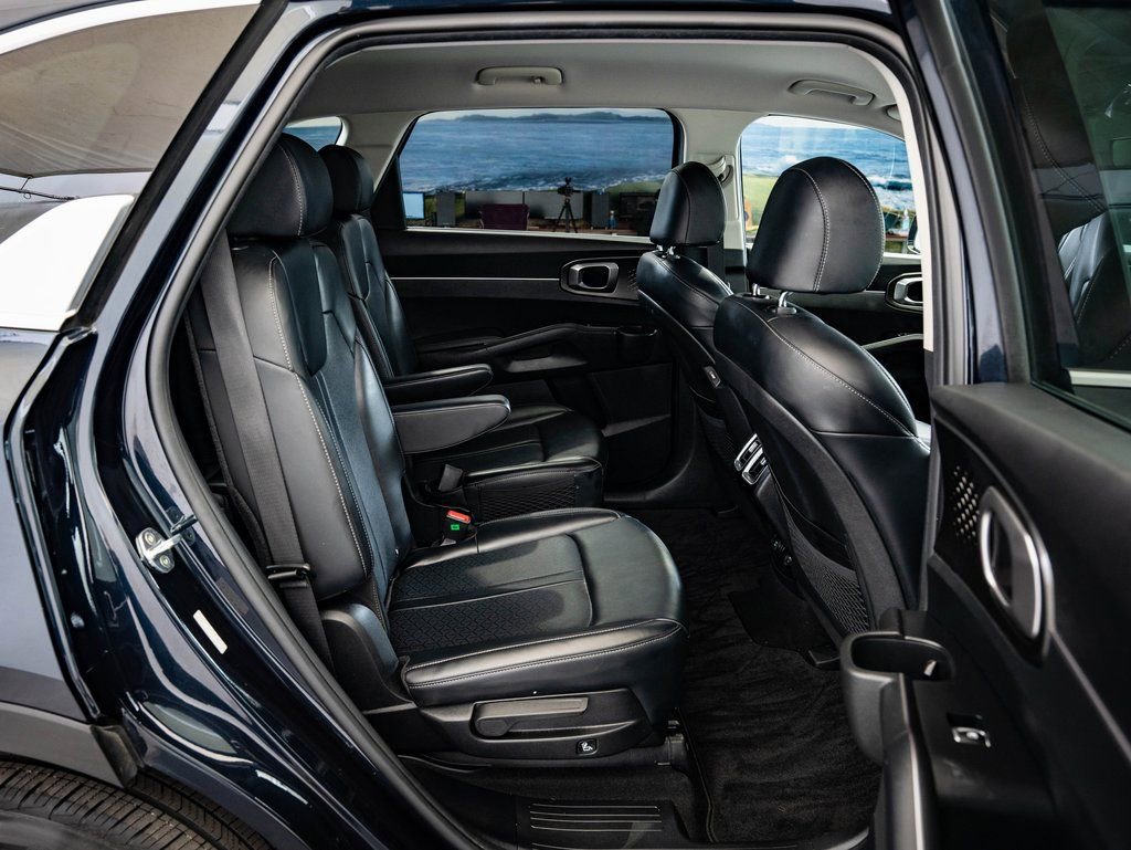 Used 2022 Kia Sorento S image 33