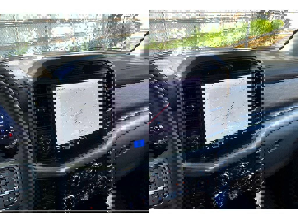 New 2025 Ford F150 Lariat w/ Equipment Group 501A Mid image 23