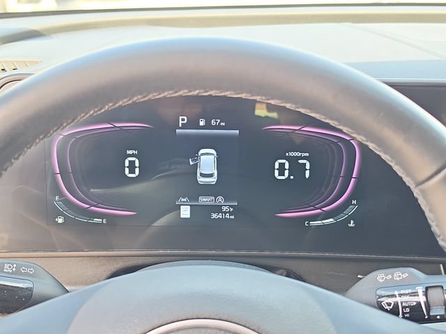 Certified 2025 Kia Sportage EX FWD image 19