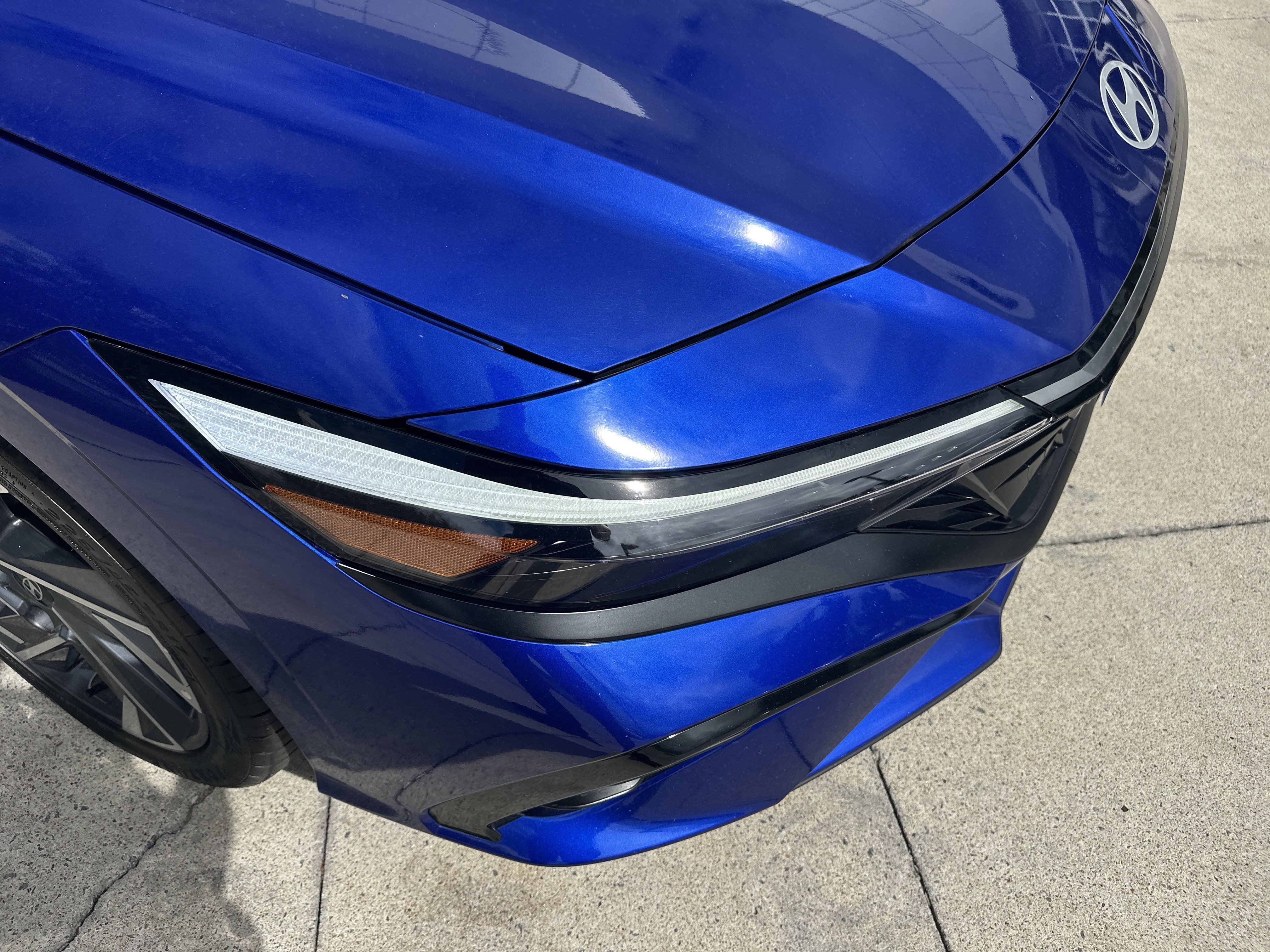 Used 2025 Hyundai Elantra SEL FWD image 11