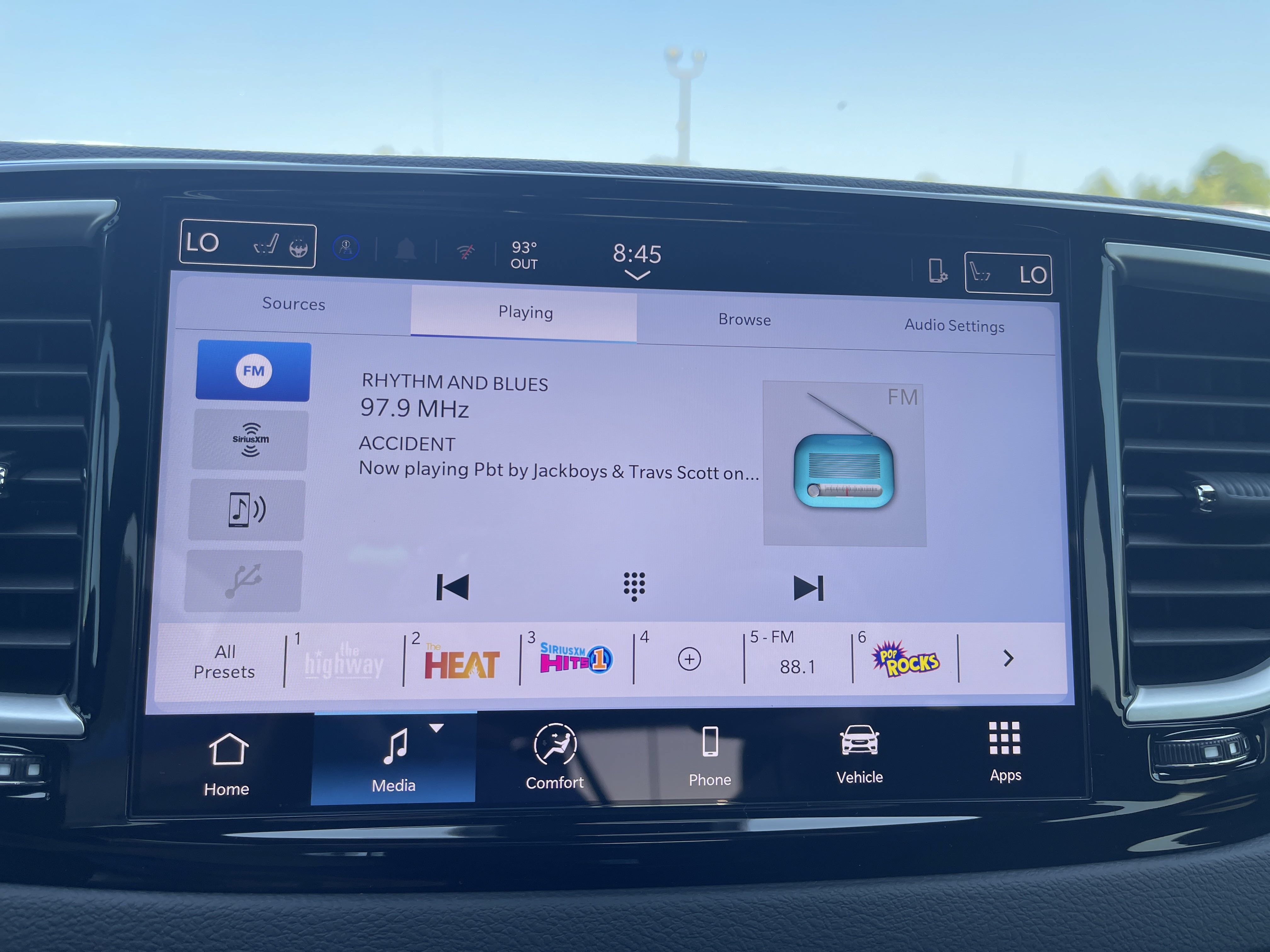 New 2026 Chrysler Voyager LX FWD image 26