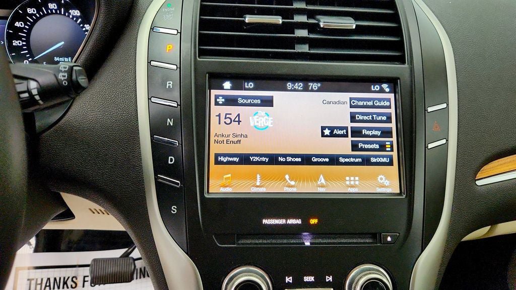Used 2016 Lincoln MKC Select w/ Select Plus Package AWD/4WD image 17