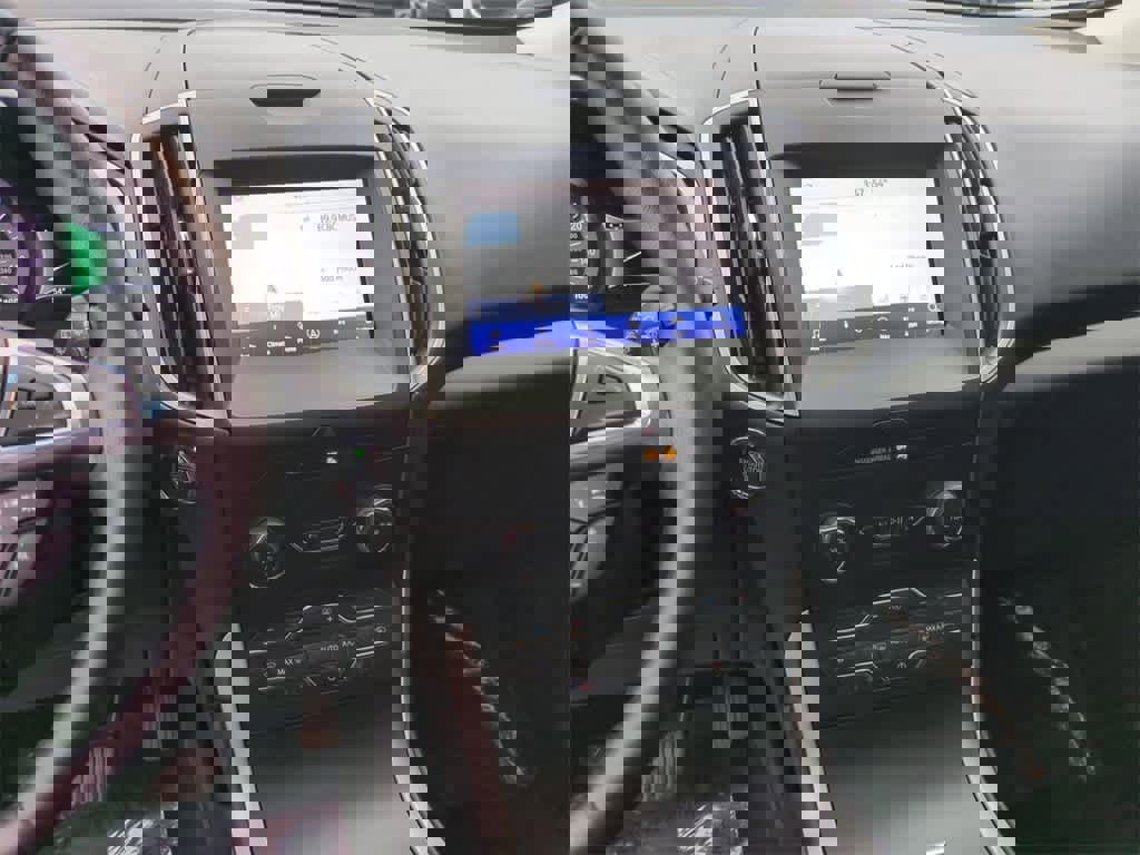 Used 2019 Ford Edge SEL w/ Equipment Group 201A image 20