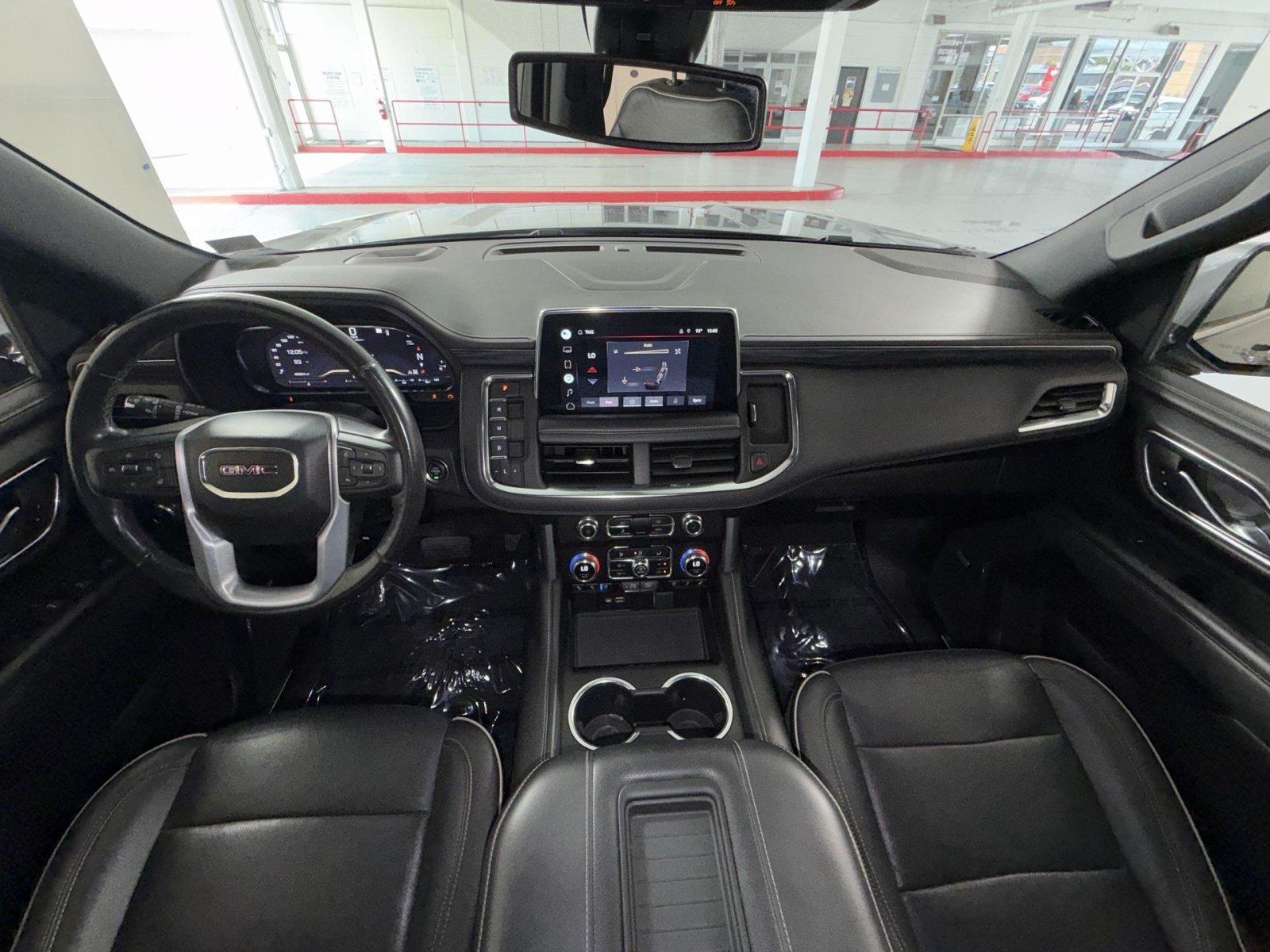 Used 2022 GMC Yukon SLT w/ SLT Premium Package AWD/4WD image 23