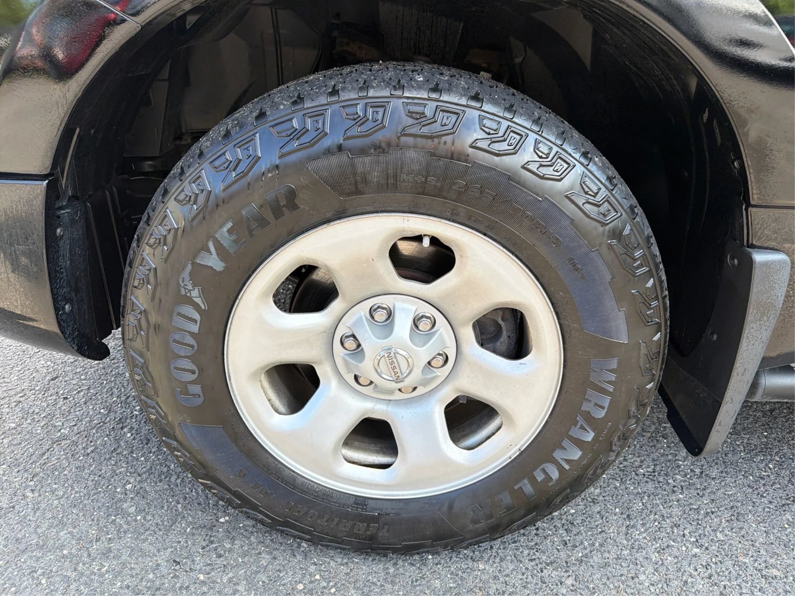 Used 2021 Nissan Titan S w/ S Utility Package AWD/4WD image 16
