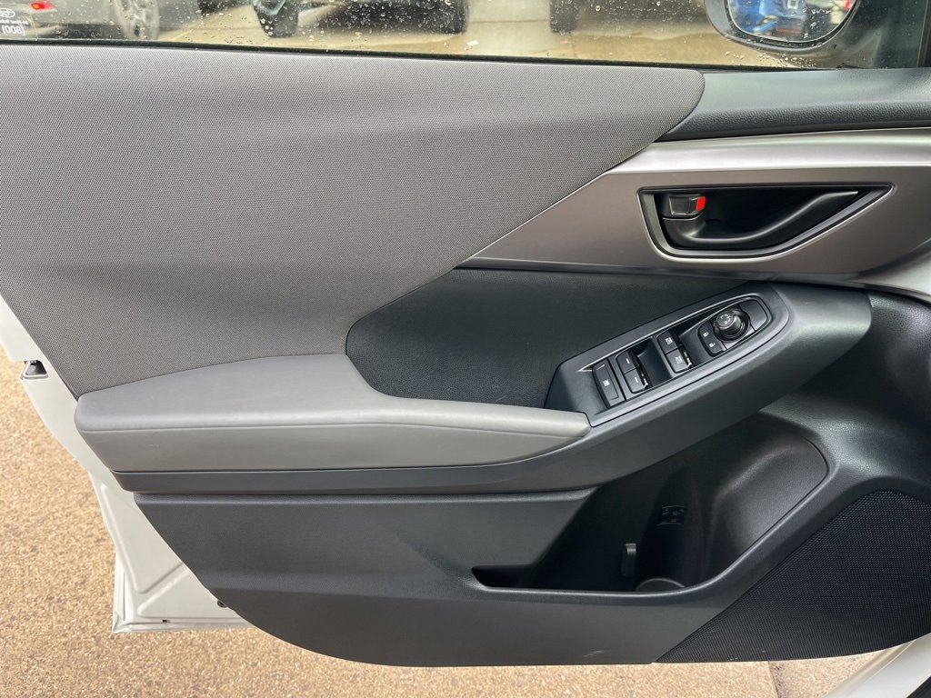 Certified 2025 Subaru Impreza 2.0i image 22