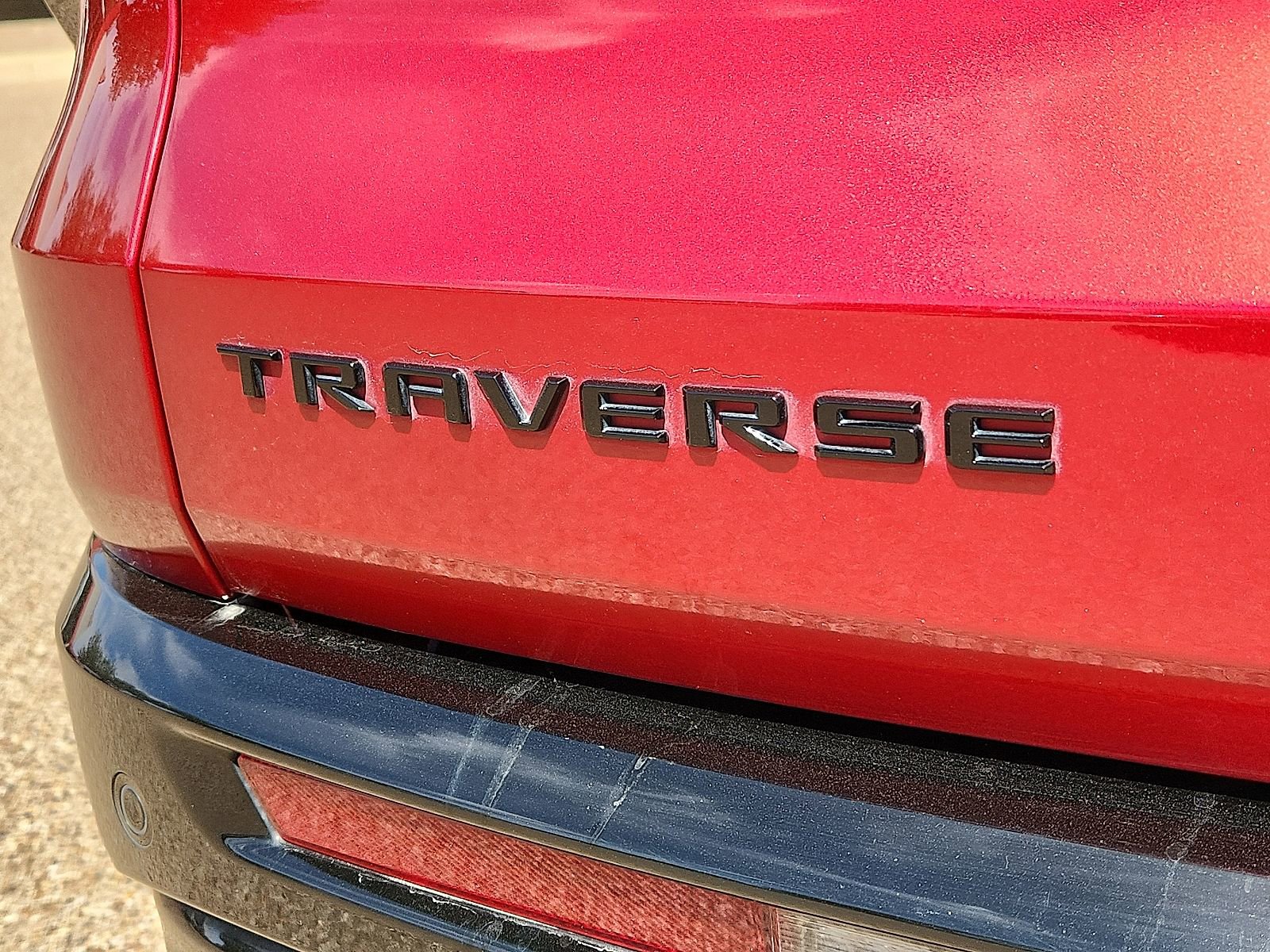 Used 2024 Chevrolet Traverse RS FWD image 8