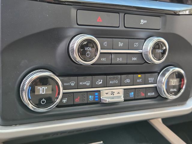 Used 2022 Ford Expedition XLT RWD image 30