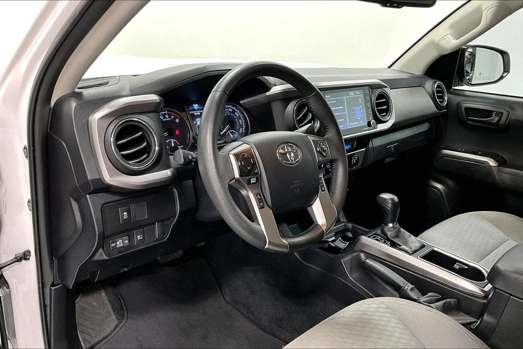 Used 2023 Toyota Tacoma SR5 RWD image 13